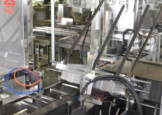 Cosmetic Bottle Cartoner Packaging Machine , 100pcs/Min Box Packing Machine