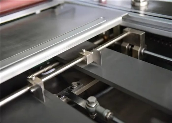 Semi Automatic Cellophane Overwrapping Machine 15-20 Pcs/Min Feeding By Hand